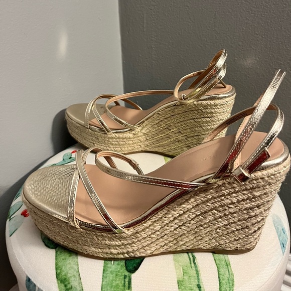 New Look Gold Platform Espadrilles - Picture 5 of 8